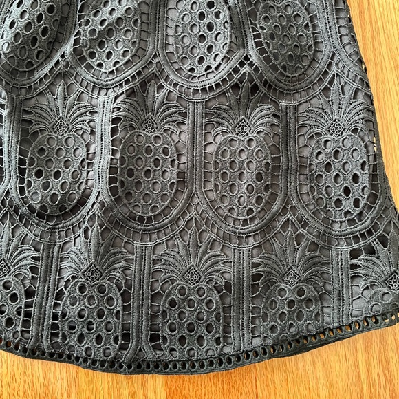 Black Crochet Overlay Balloon Sleeve Dress - Picture 7 of 10